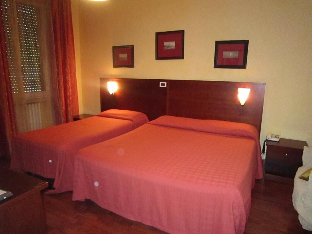 Hotel Valverde Verona Room photo